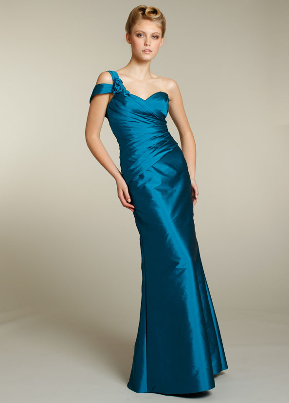 Alvina Valenta Bridesmaids and Special Occasion Dresses Style AV9165 by JLM Couture, Inc. Alvina Valenta Bridesmaids and Special Occasion Dresses Style AV9165 by JLM Couture, Inc.