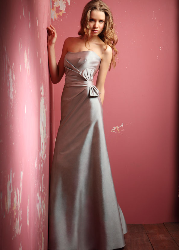 Alvina Valenta Bridesmaids and Special Occasion Dresses Style AV9071 by JLM Couture, Inc. Alvina Valenta Bridesmaids and Special Occasion Dresses Style AV9071 by JLM Couture, Inc.