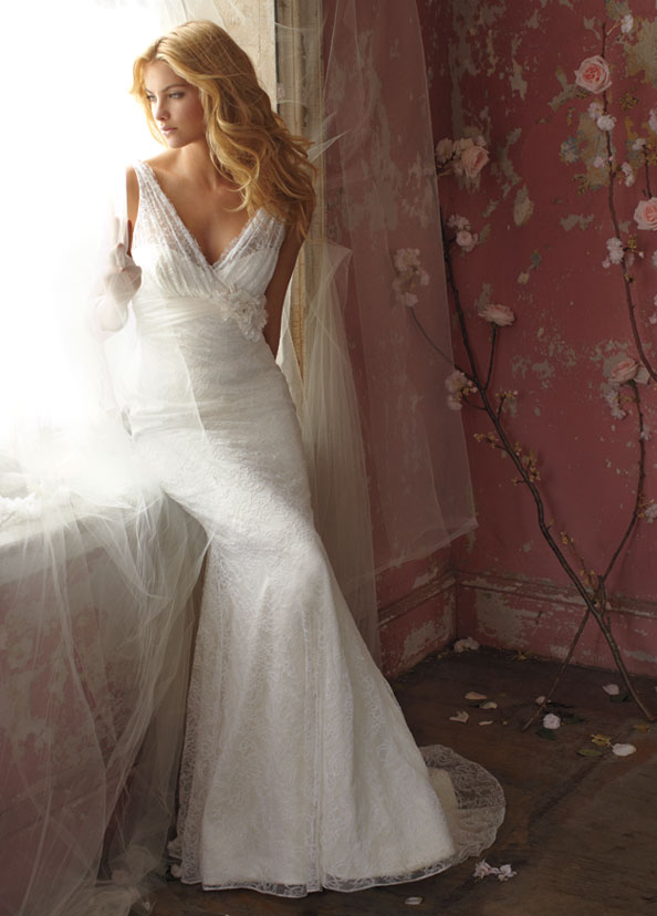 Alvina Valenta Bridal Gowns, Wedding Dresses Style AV9052 by JLM Couture, Inc. Alvina Valenta Bridal Gowns, Wedding Dresses Style AV9052 by JLM Couture, Inc.