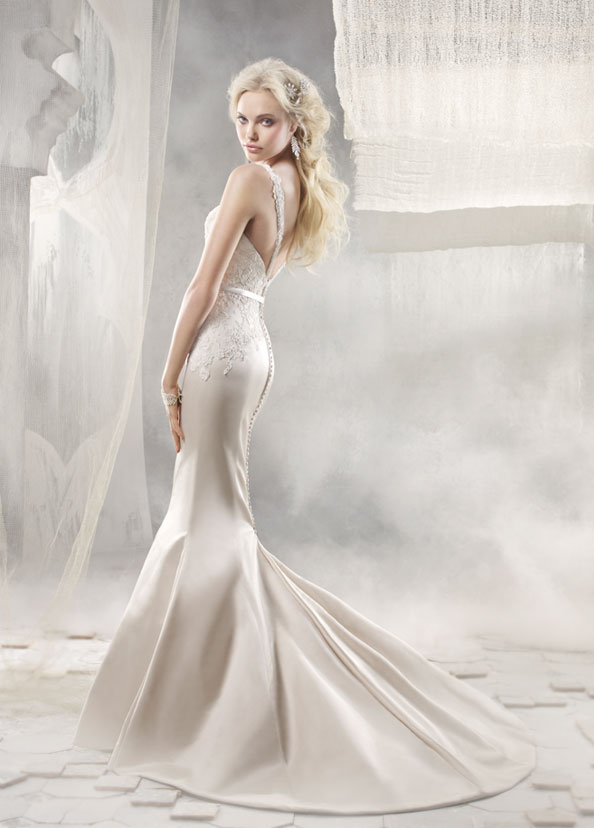 Alvina Valenta Bridal Gowns, Wedding Dresses Style AV9256 by JLM Couture, Inc. Alvina Valenta Bridal Gowns, Wedding Dresses Style AV9256 by JLM Couture, Inc.