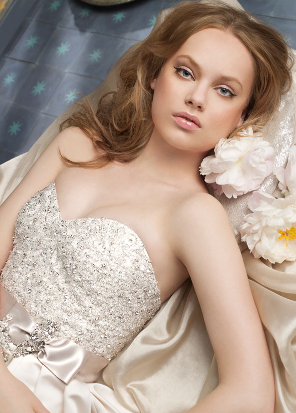 Alvina Valenta Bridal Gowns, Wedding Dresses Style AV9110 by JLM Couture, Inc. Alvina Valenta Bridal Gowns, Wedding Dresses Style AV9110 by JLM Couture, Inc.