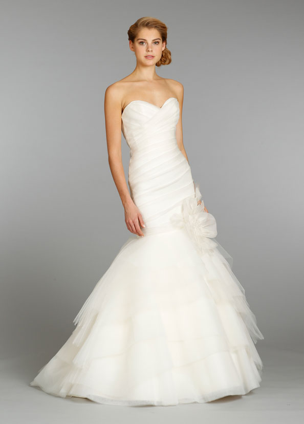 Alvina Valenta Bridal Gowns, Wedding Dresses Style AV9359 by JLM Couture, Inc. Alvina Valenta Bridal Gowns, Wedding Dresses Style AV9359 by JLM Couture, Inc.