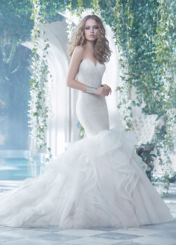 Alvina Valenta Bridal Gowns, Wedding Dresses Style AV9414 by JLM Couture, Inc. Alvina Valenta Bridal Gowns, Wedding Dresses Style AV9414 by JLM Couture, Inc.